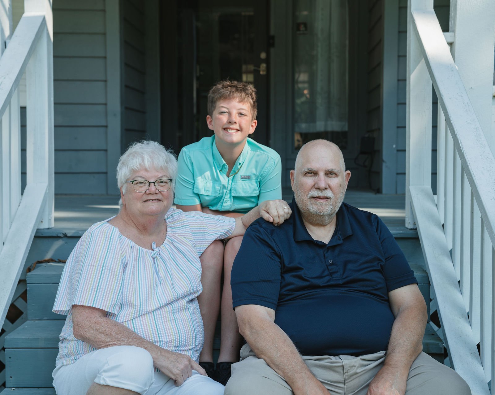 family photo shoot savannah ga family photographer granchild and grandparents.jpg