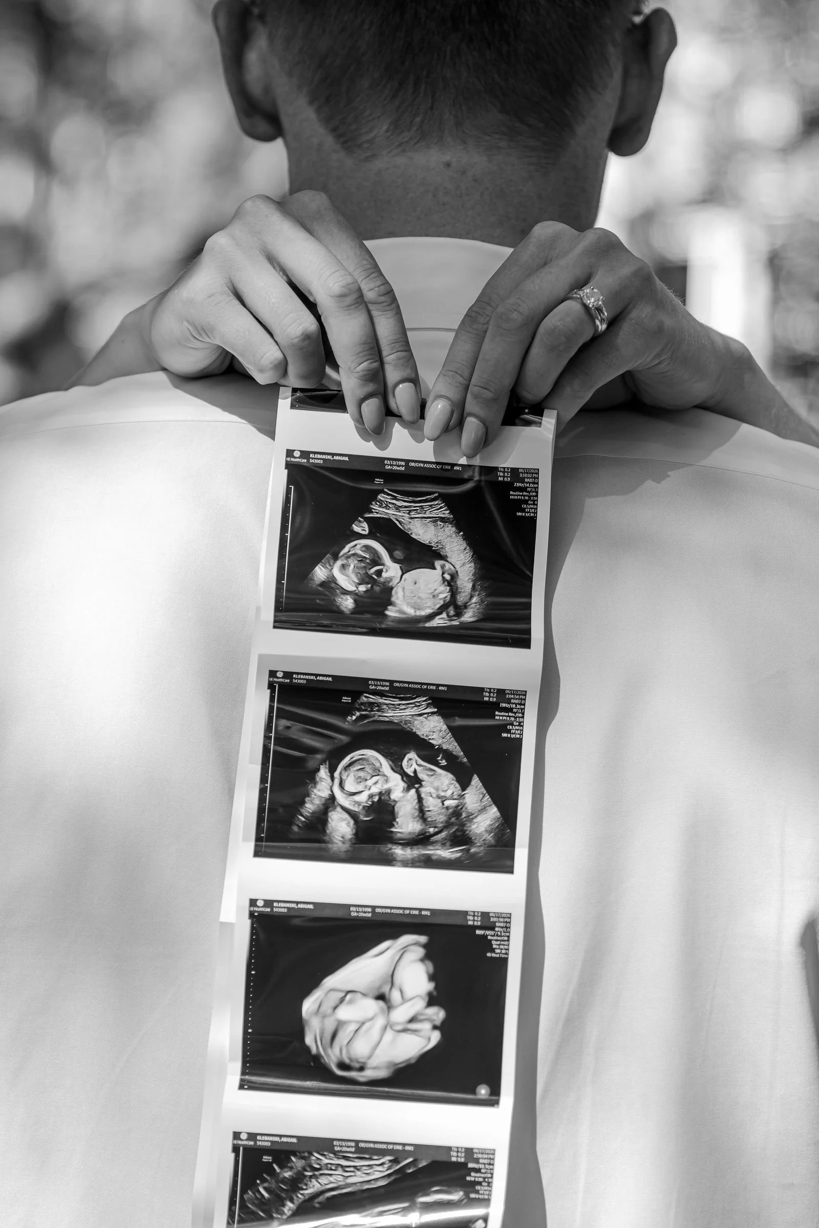 Maternity photo shoot forsyth park savannah ga maternity photographer.jpg