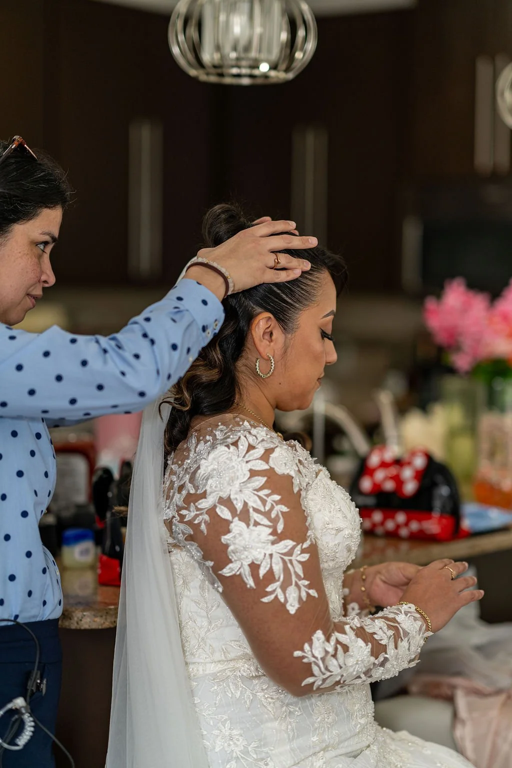 savannah georgia ga wedding elopement micro wedding photographer working behind the scenes