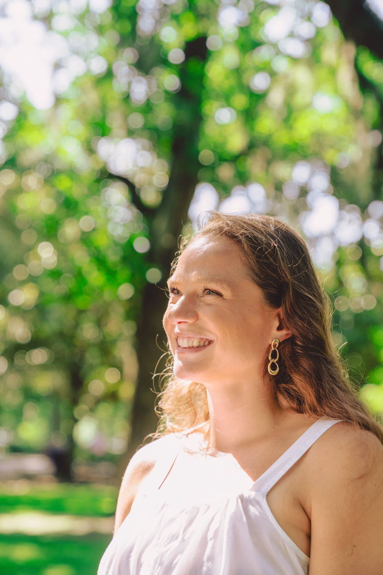 maternity photo shoot forsyth park savannah ga maternity photographer.jpg