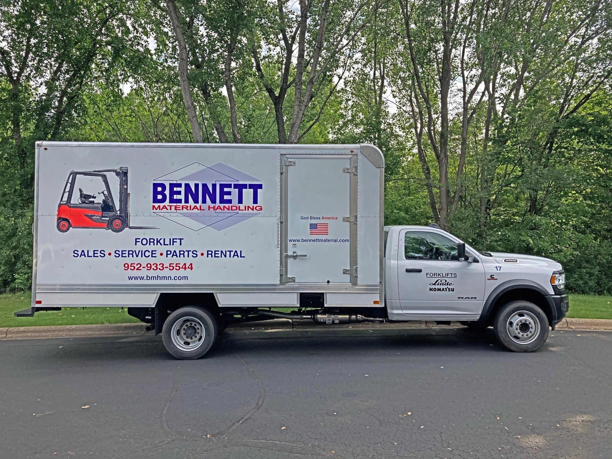 Bennett Material Handling_7.13.21GSfleet.jpg