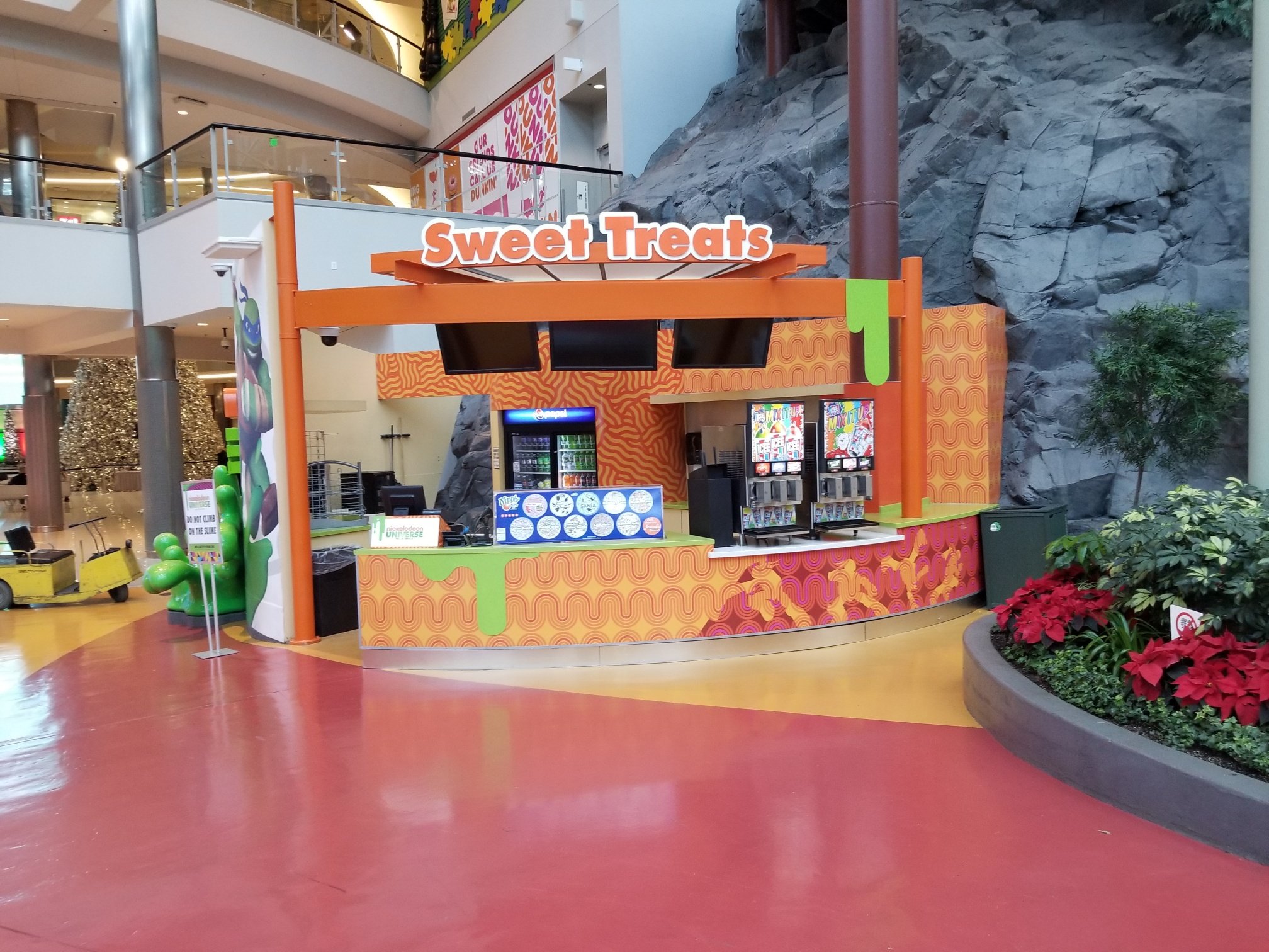 Sweet Treats vinyl wrap at MOA_1.6.20.jpg