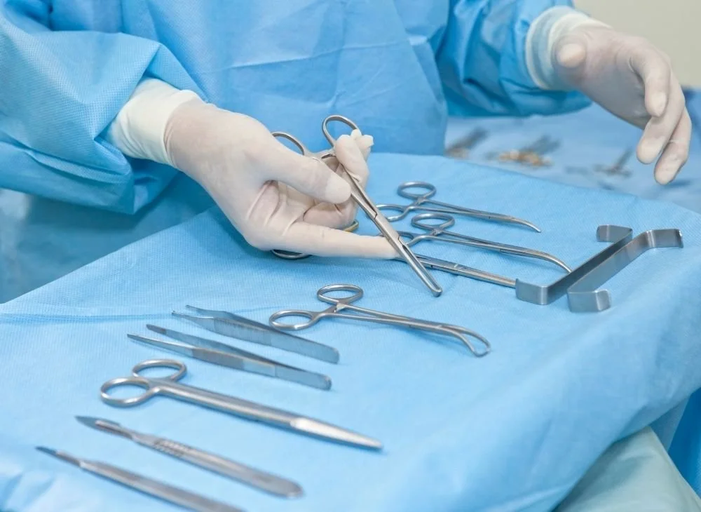 Who is a good candidate for surgery to treat fibroids?