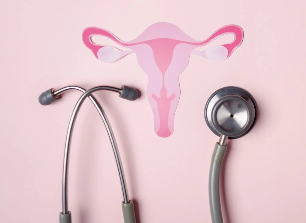 What are the different types of ovarian cysts?