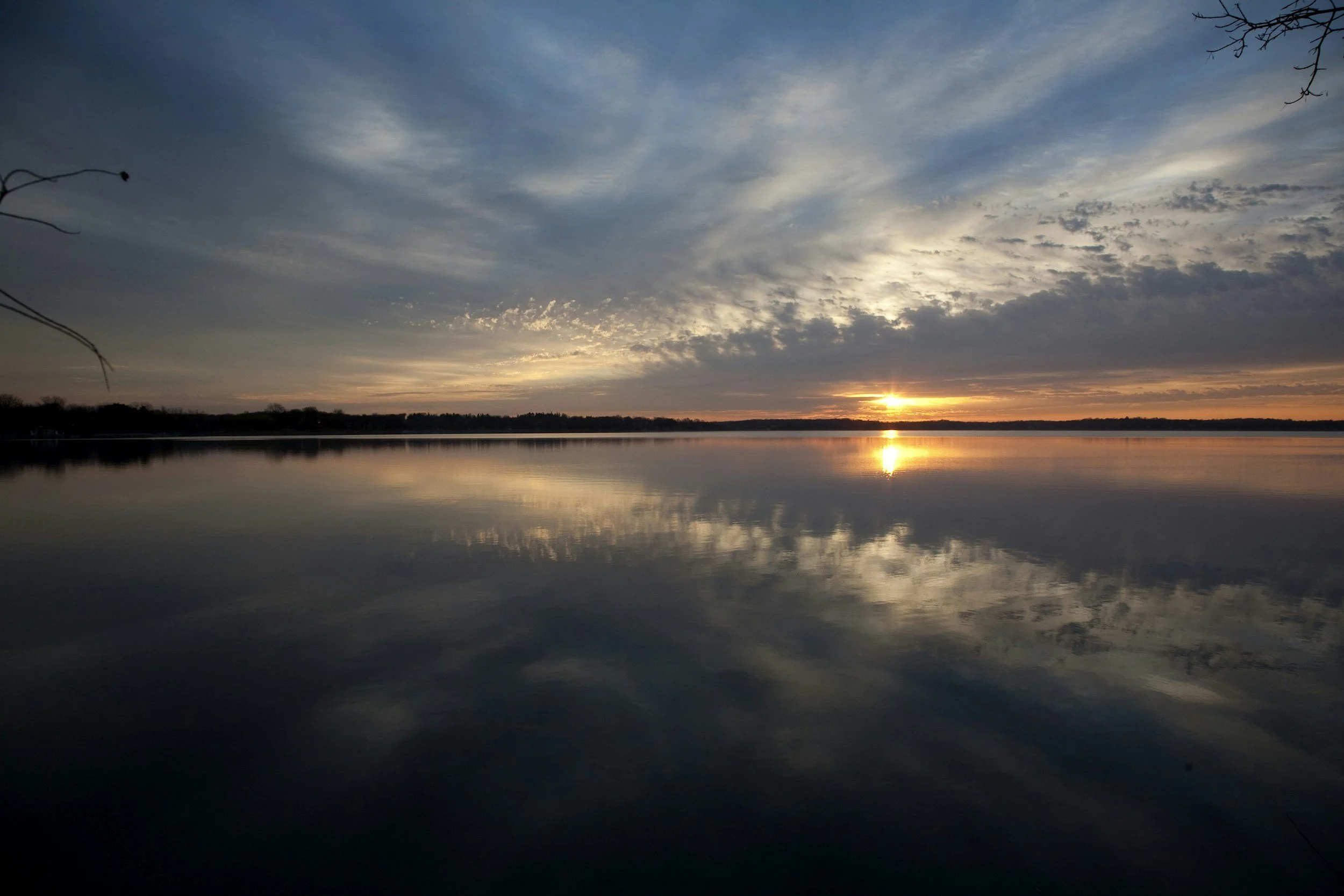 Best Financial Advisor in Minnetonka MN? How to Choose Without Overpaying