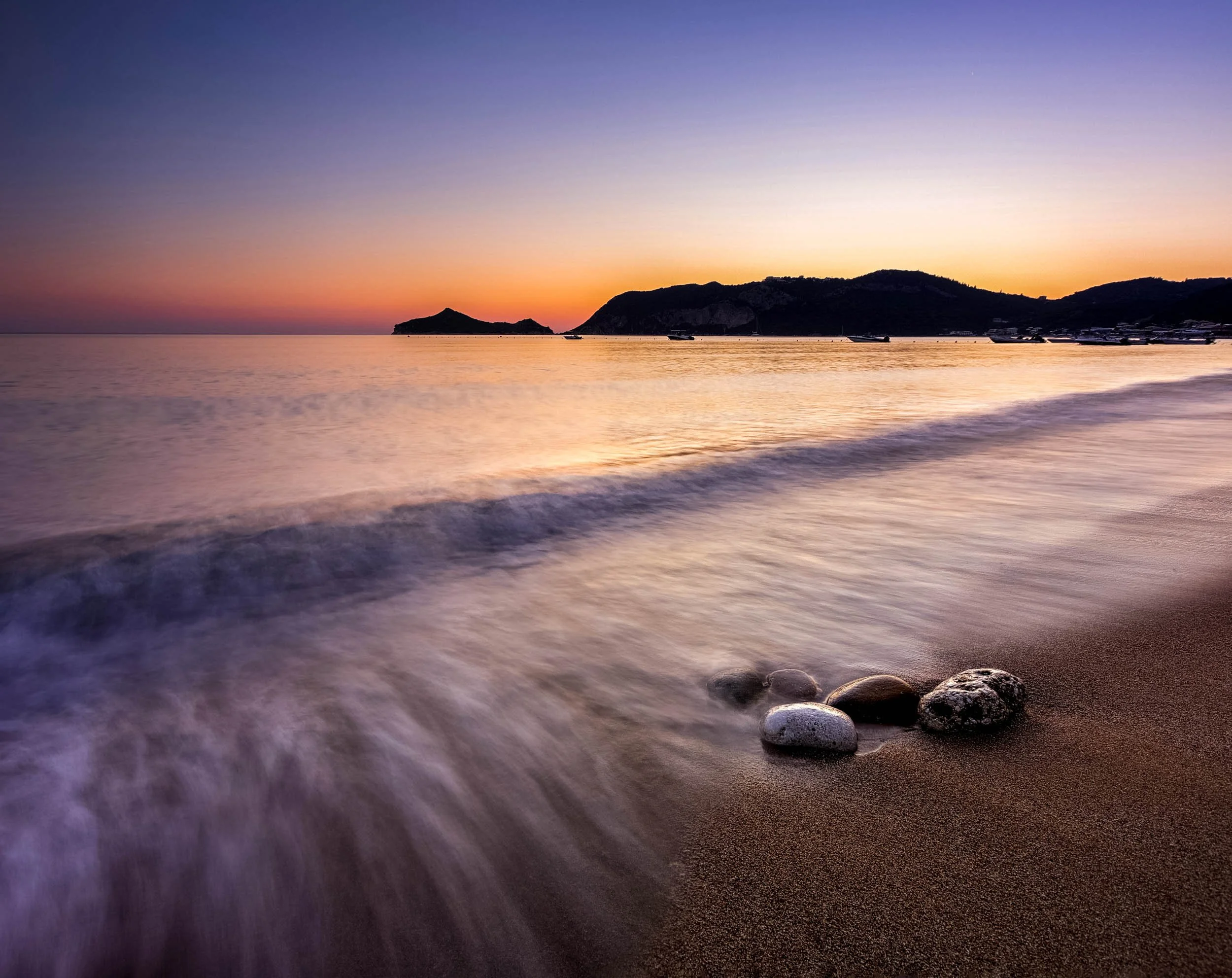 ΔΙΑΦΟΡΑ ΗΛΙΟΒΑΣΙΛΕΜΑΤΑ