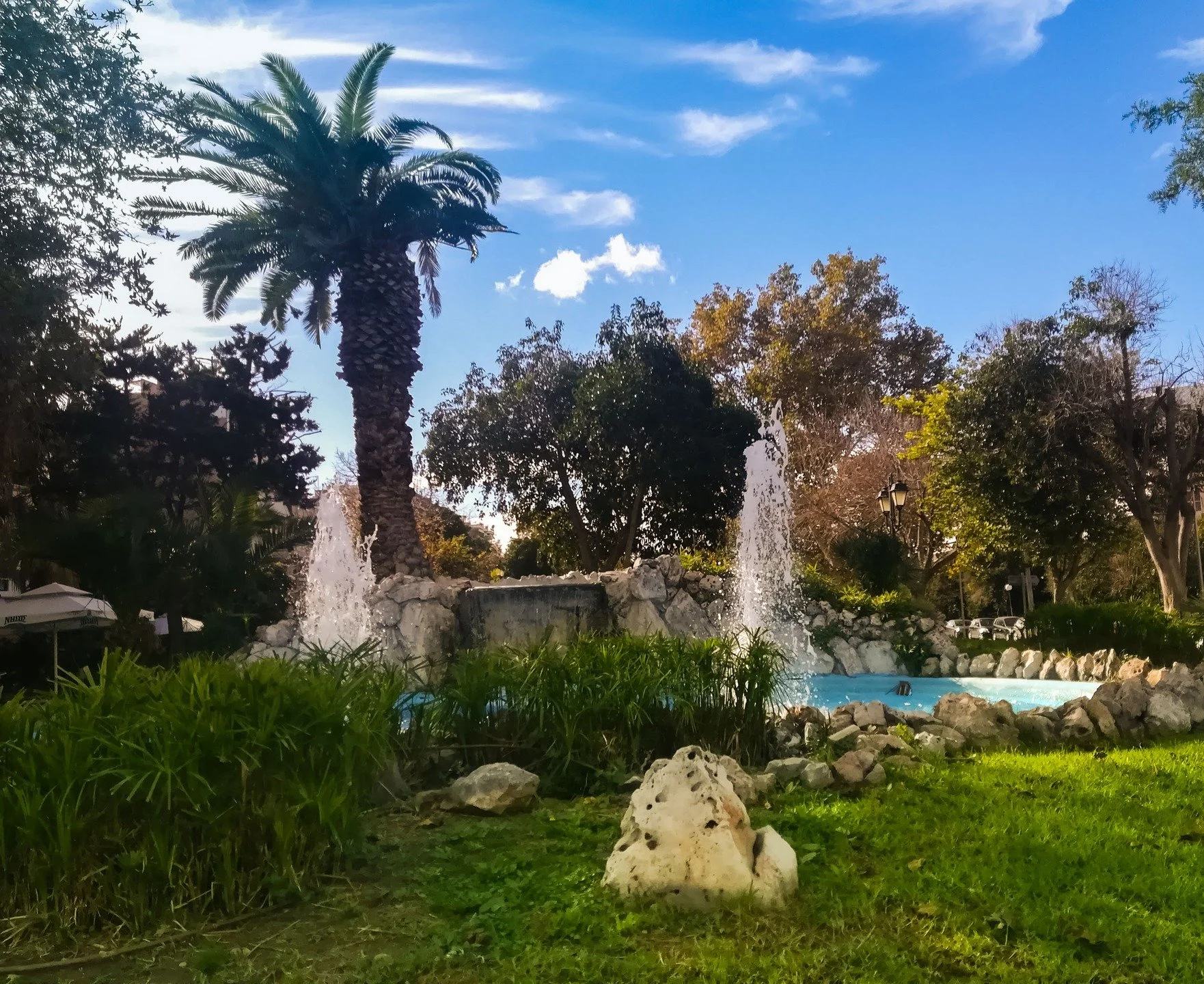 &Kappa;ή&pi;&omicron;&sigmaf; &mu;&epsilon; &sigma;&upsilon;&nu;&tau;&rho;&iota;&beta;ά&nu;&iota; έ&tau;&omicron;&iota;&mu;&omicron; &nu;&alpha; &sigma;&omicron;&upsilon; &kappa;&lambda;έ&psi;&epsilon;&iota; &tau;&eta; &kappa;&alpha;&rho;&delta;&iota