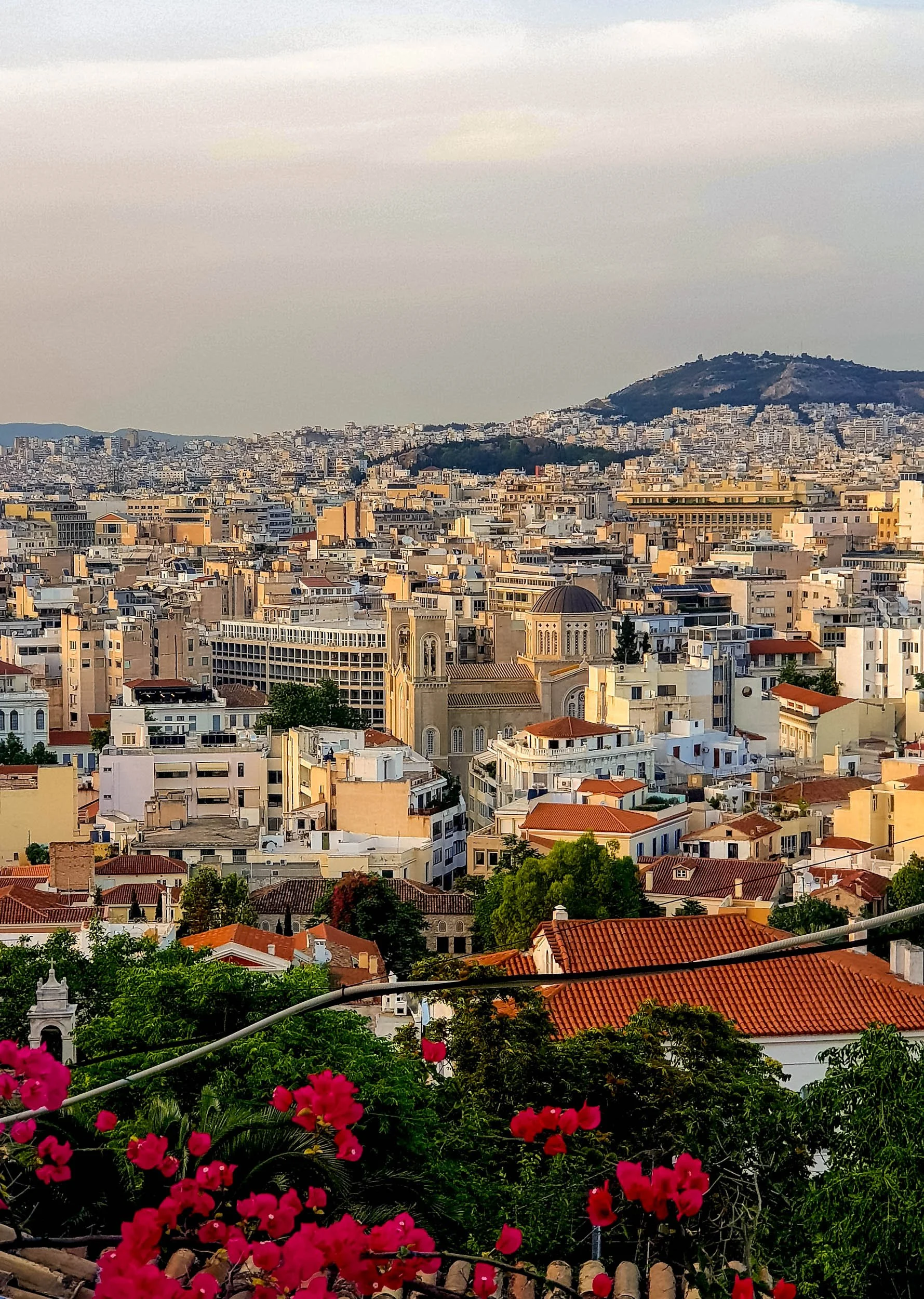 Η ΌΜΟΡΦΗ ΚΑΙ ΓΡΑΦΙΚΗ ΑΘΗΝΑ