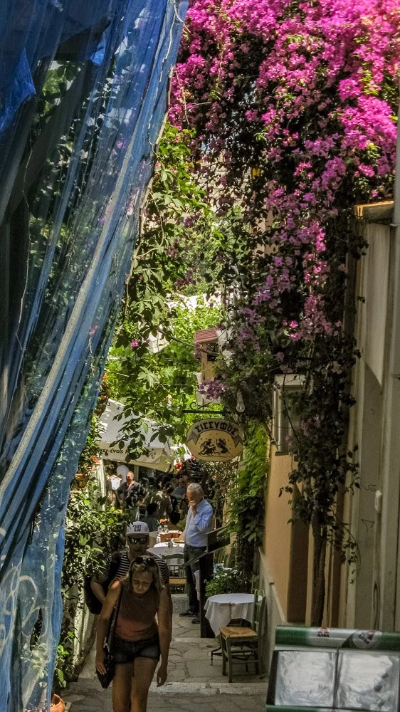 Μονοπάτι, Πλάκα-3.jpg