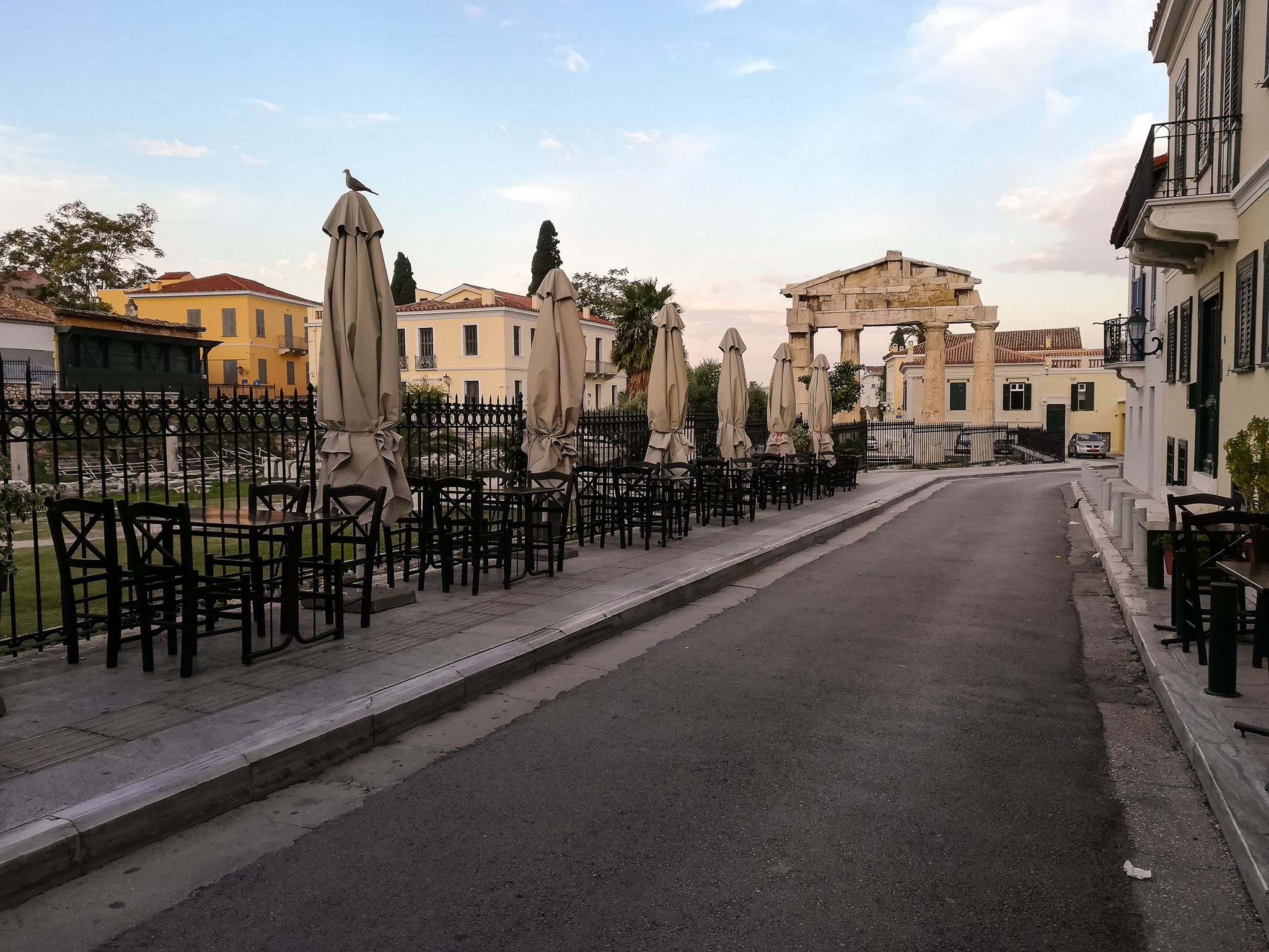 STORYTELLING THROUGH TRADITIONAL ALLEY'S PLAKA