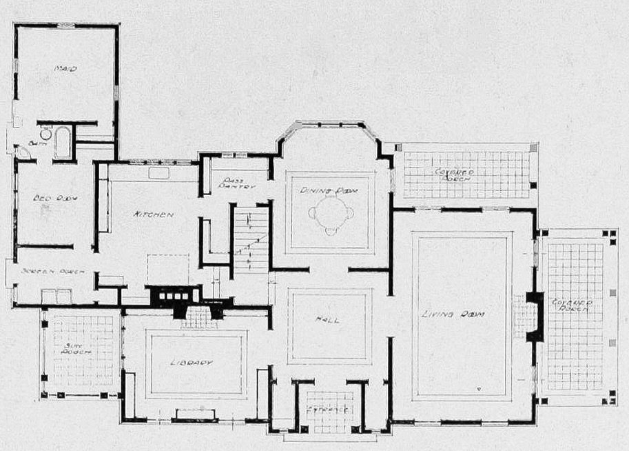 One of architect Reginald Johnson&rsquo;s first Pasadena homes was commissioned by Mr. and Mrs. Walter M. Rose. For the Rose family, Johnson would create an informal Georgian Revival style home designed for California living. From the street, we can 