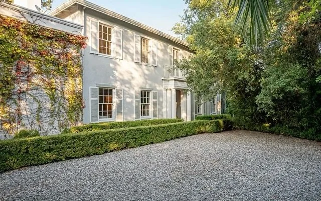 On the Market:: Completed in 1923, today&rsquo;s home is classic Reginald Johnson-designed Georgian Revival style residence⁠ located just north of the stately Huntington Library. ⁠The home is sheltered from prying eyes on California Boulevard by matu