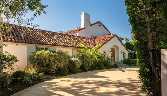 On the Market:: Completed in 1928, today&rsquo;s home was designed by architect Roy Seldon Price for Mrs. Lita Grey Chaplin⁠, the second wife of silent film star Charlie Chaplin. Designed in the Monterey Revival style, the home has been embellished w