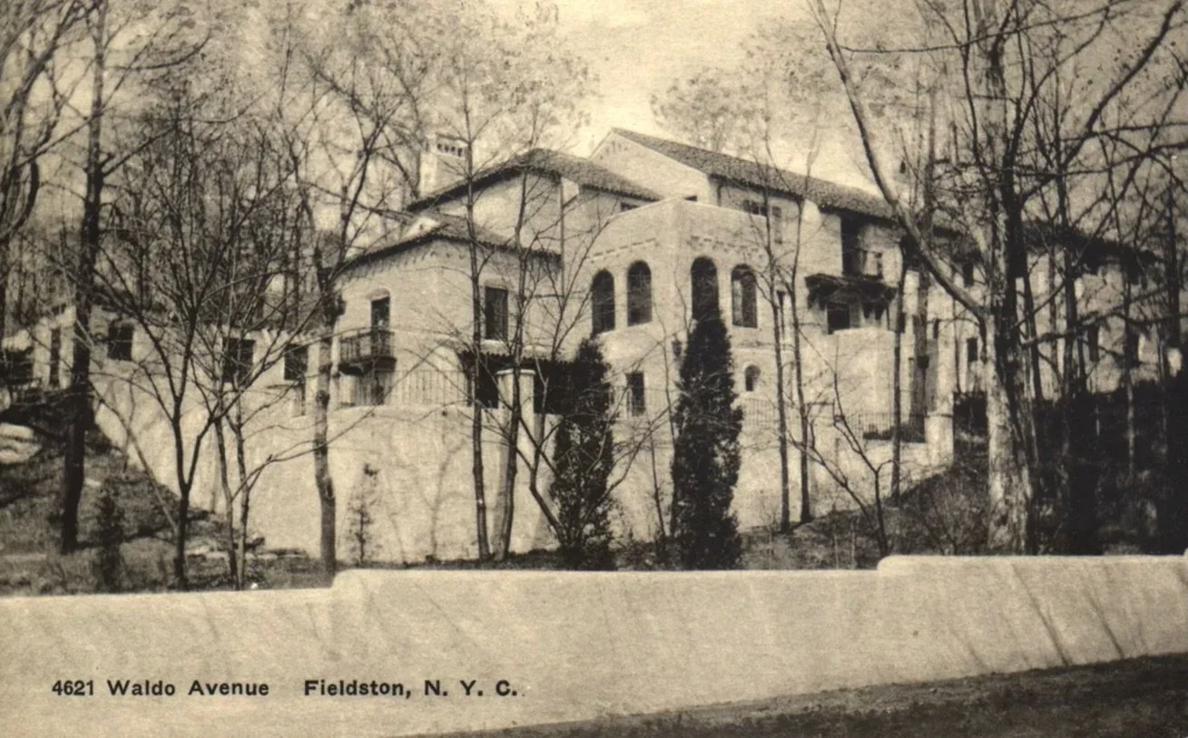 On the Market ::⁠ 1920 Dwight James Baum-designed Spanish Colonial Revival style home in New York City&rsquo;s Fieldston Historic District.⁠
⁠
As always, I love seeing how the Spanish Colonial Revival style was employed outside of California, and tod