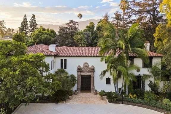 On the Market: 1925 Marston &amp; Van Pelt-designed E. S. Skillen Residence in San Marino⁠
⁠
⁠Located on Lombardy Drive, the Marston &amp; Van Pelt-designed E. S. Skillen Residence is a classic high style Spanish Colonial Revival home. Set far back f