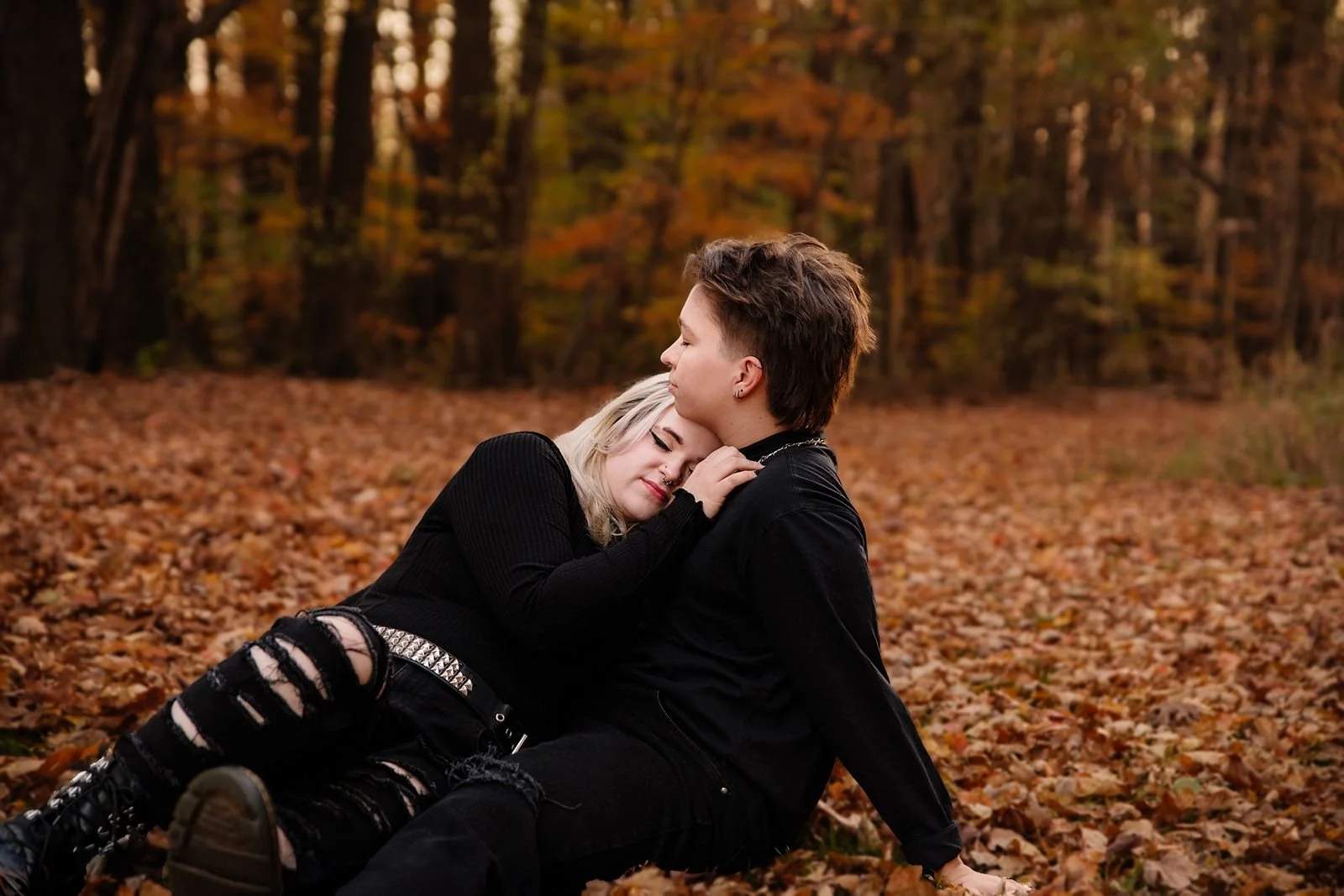 Best Couple's Engagement Photographer in Three Oaks Michigan.jpg