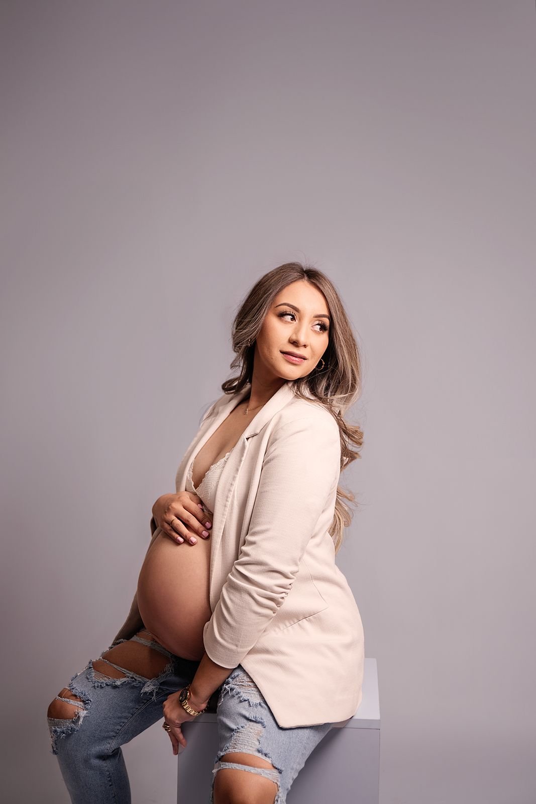 South Bend Indiana's Best Maternity Photographer.jpg