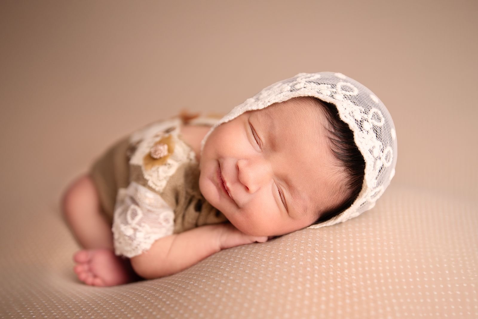 Joliet Illinois Newborn Photographer.jpg