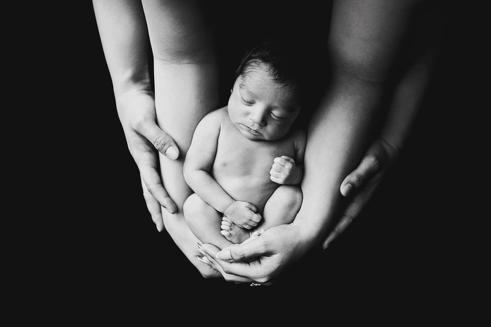 Best Luxury Newborn Photography Studio in Michigan City Indiana.jpg