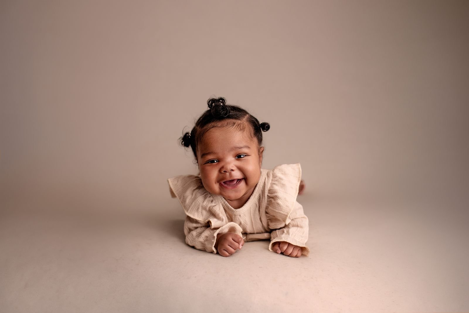 Wheatfield Indiana Baby Milestone Photographer.jpg