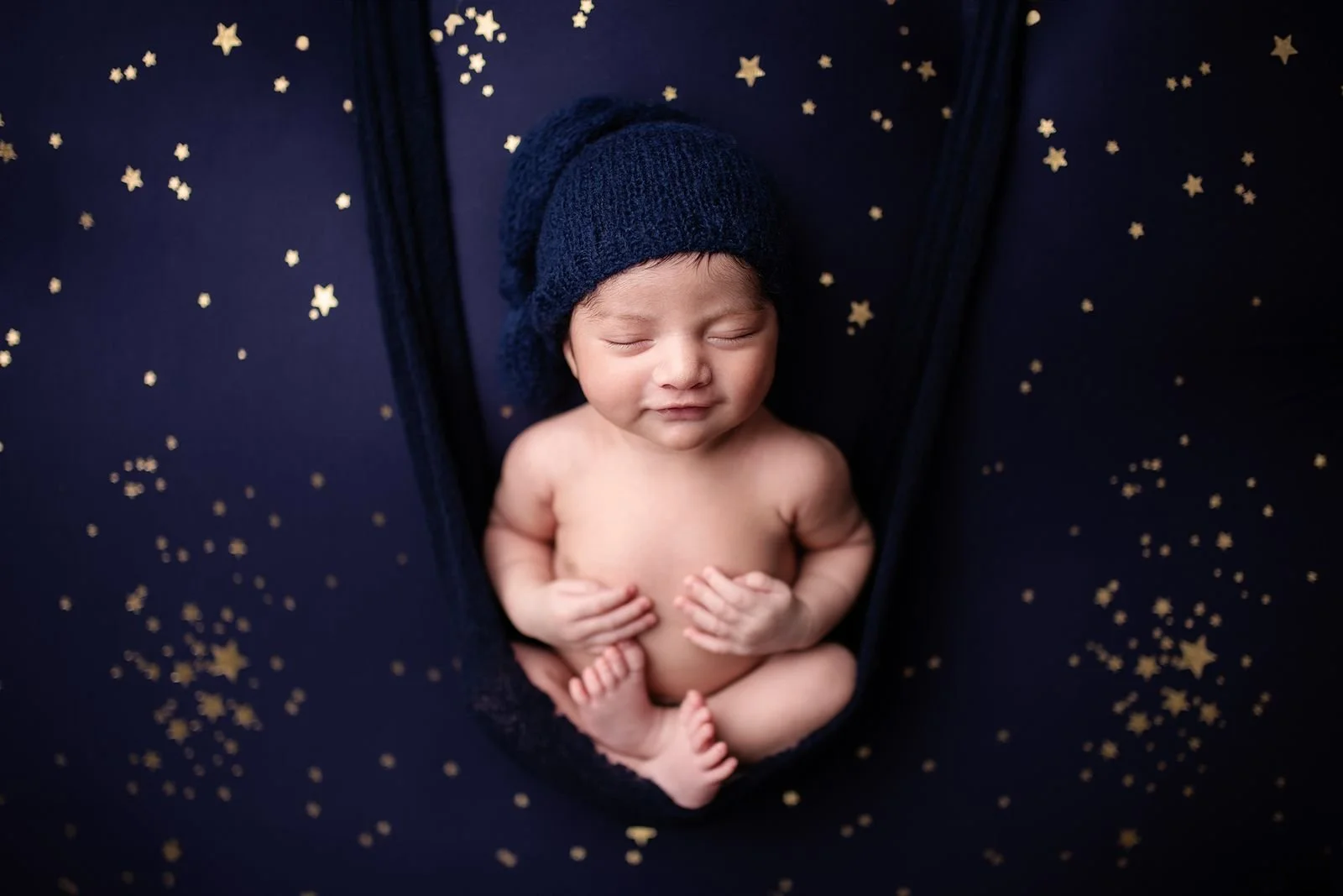 Top Newborn Photographer in Valparaiso Indiana.jpg