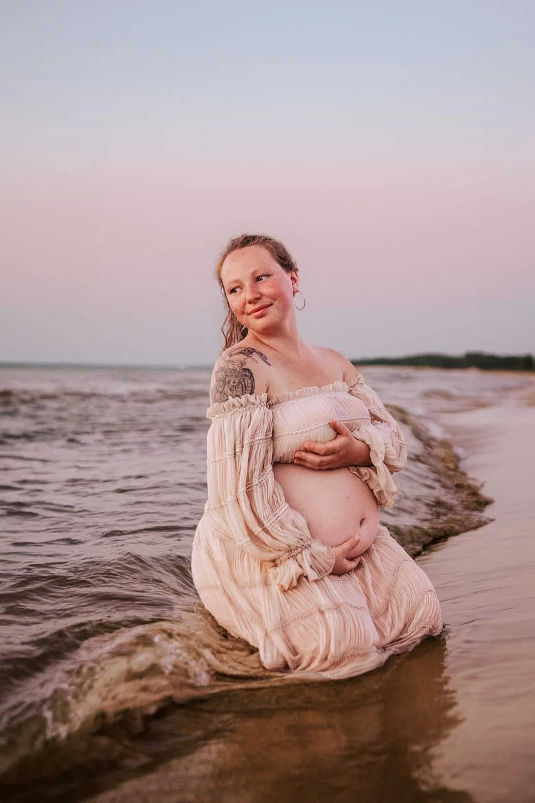 Maternity Photographer near Lake Michigan.jpg