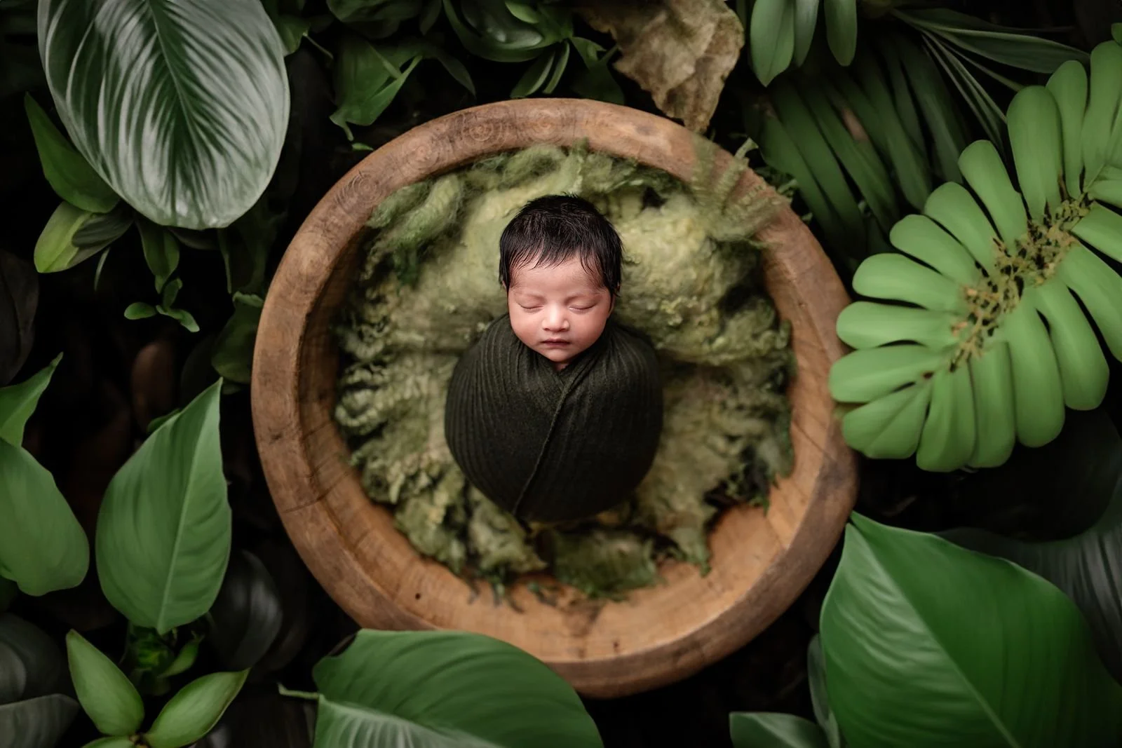 Top Newborn Photographer in Crown Point Indiana.jpg