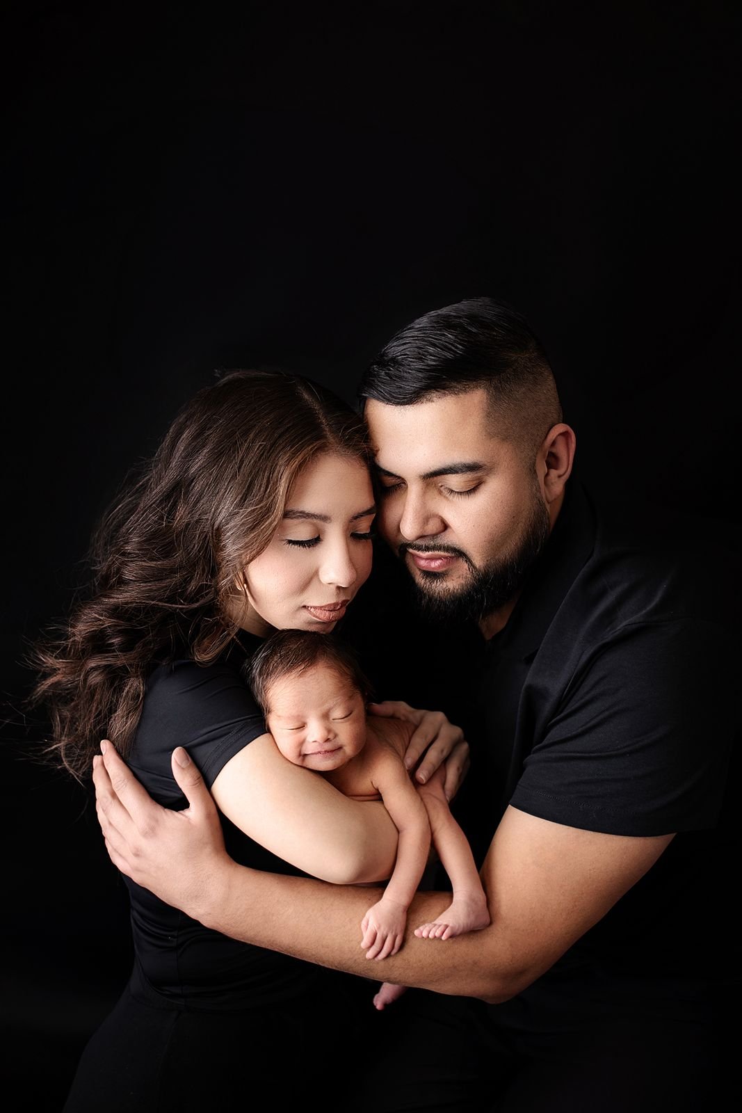 Goshen Indiana Luxury Newborn Photographer.jpg