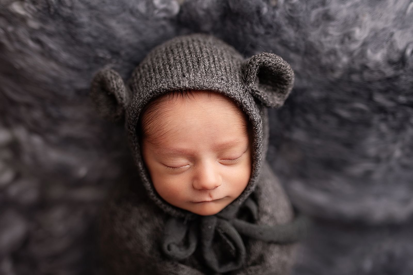 Chicagoland's Best Newborn Photographer.jpg