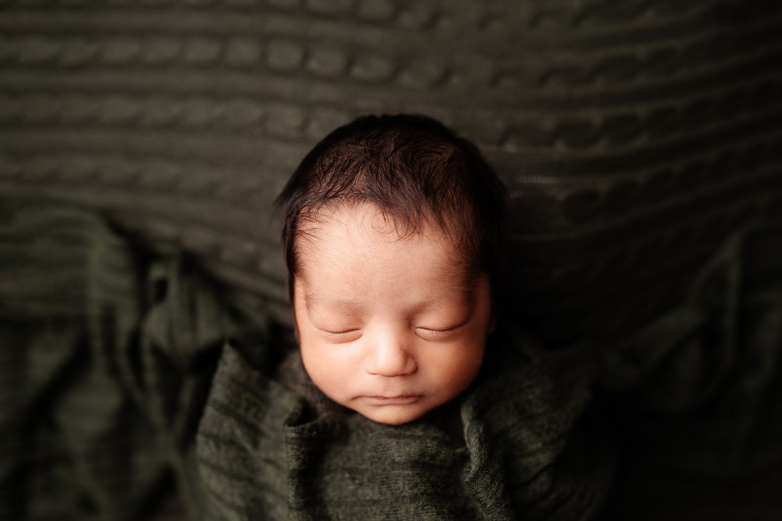 Long Beach Indiana Best Luxury Newborn Photography Studio.jpg