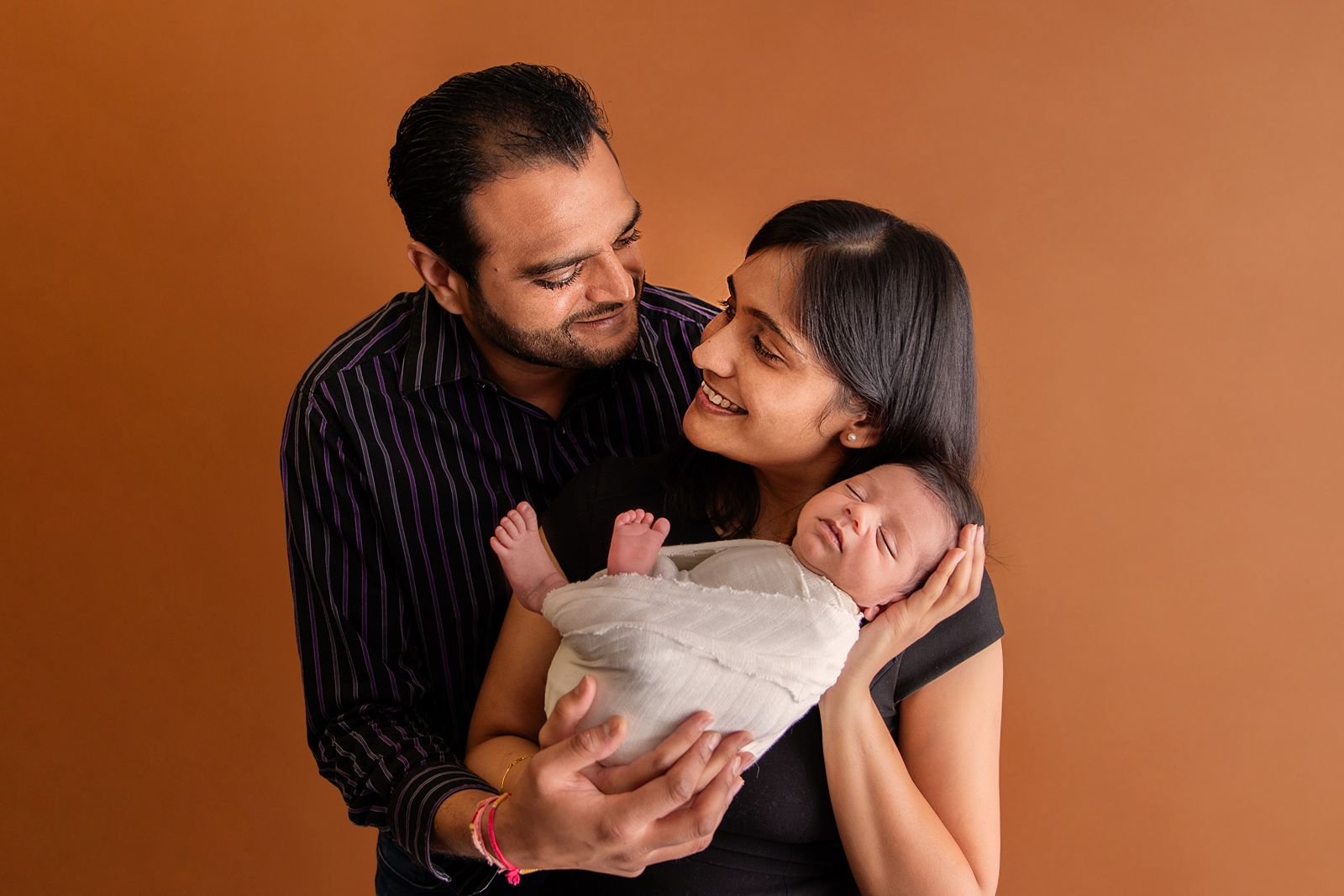 Newborn Photographer Chitown.jpg