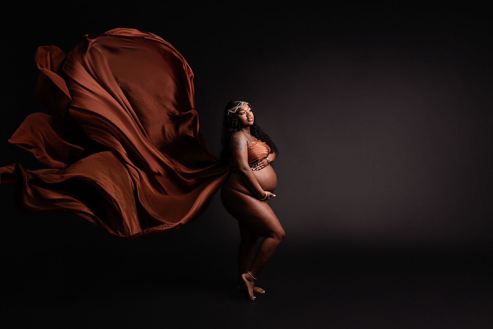 Luxury Maternity Photographer in Miller Beach Indiana.jpg