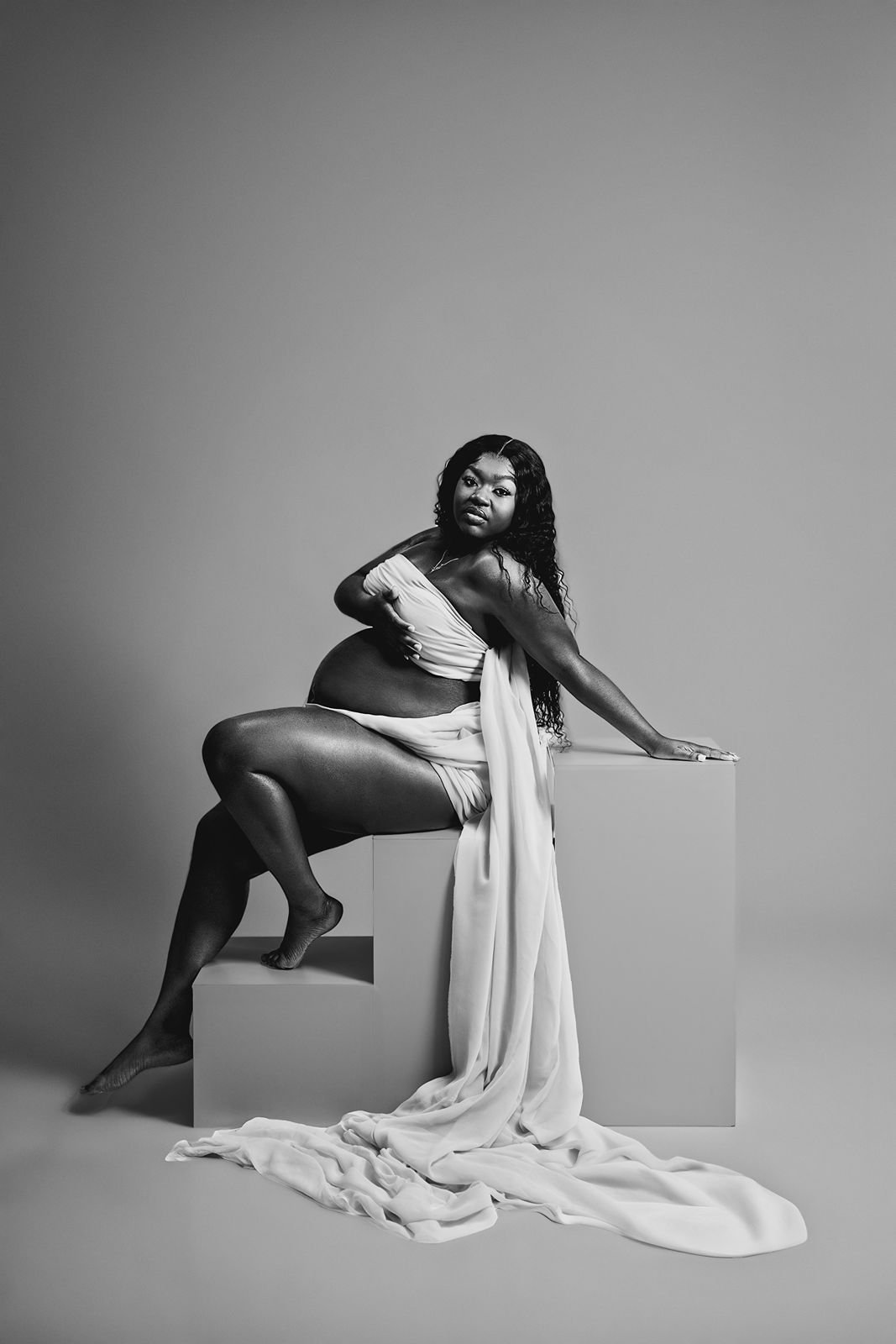Fine Art Maternity Portraits in Chicago.jpg