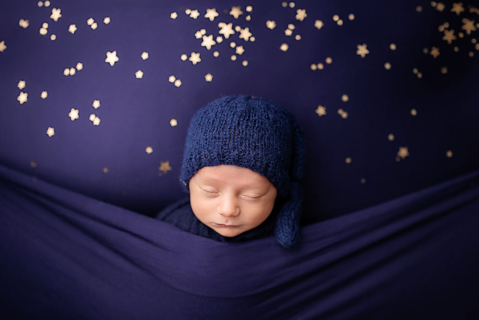 Naperville IL Best Newborn Photographer.jpg