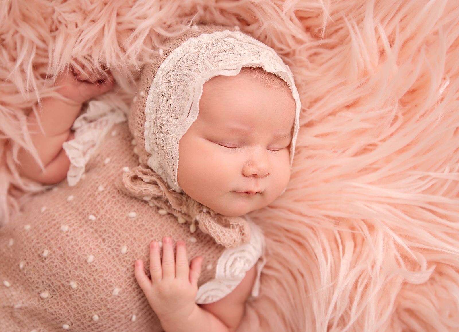 Plymouth Indiana Newborn Photographer.jpg