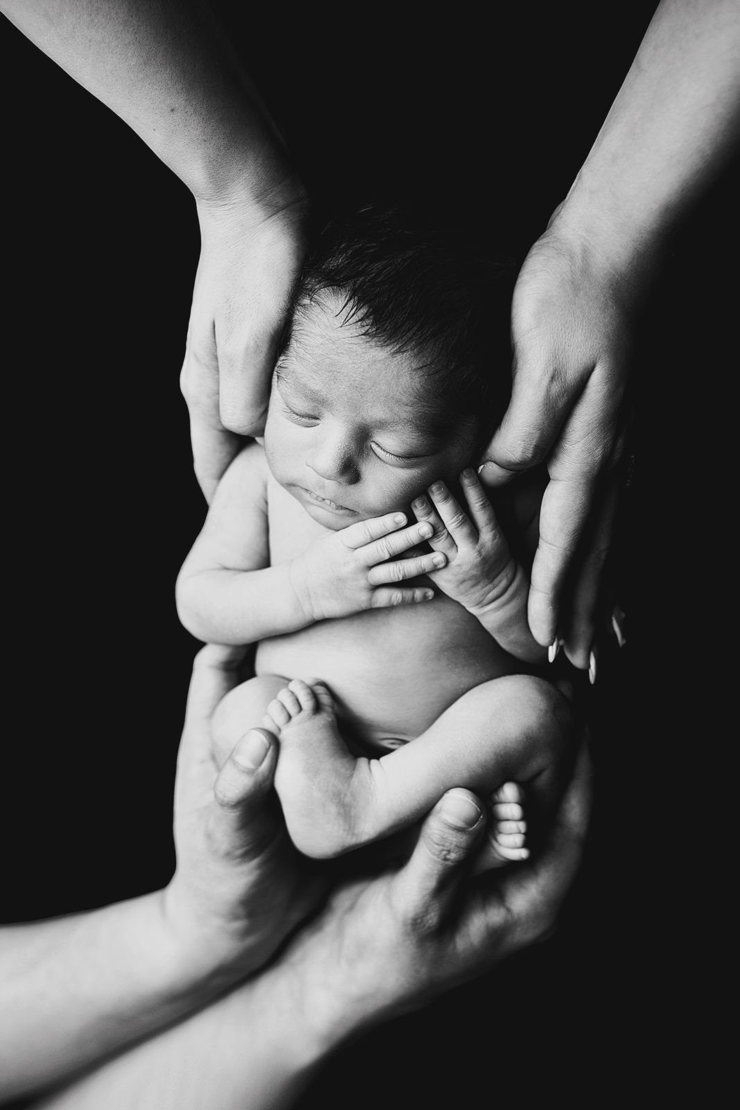 Michigan City Indiana's Best Luxury Newborn Photography Studio.jpg