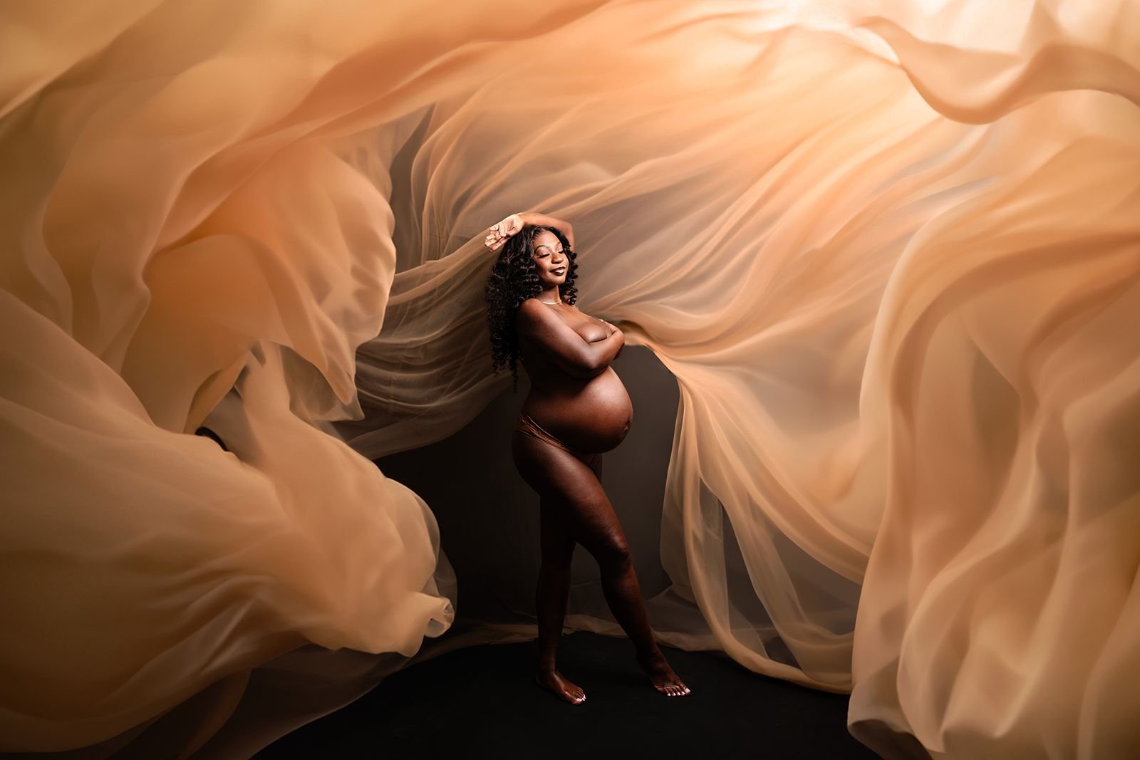 Luxury Maternity Photographer in New Buffalo Michigan.jpg