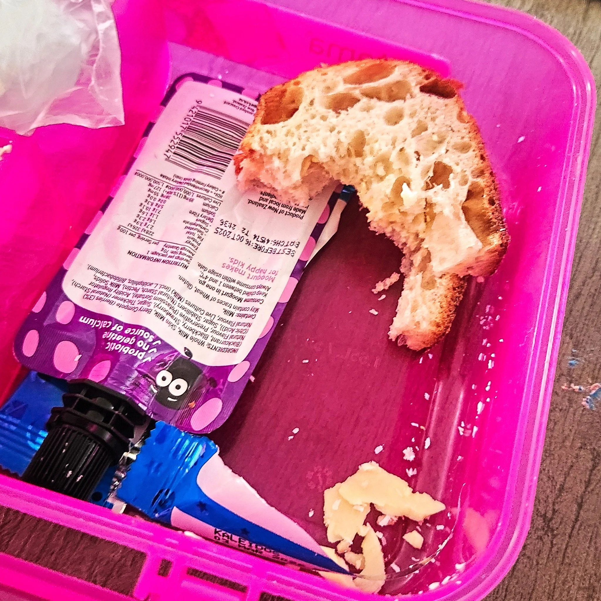 One lonely crust left behind. Our bread passes the real test. The kids actually eat it! 👏
Perfect for lunchboxes, toast, and everything in between and all without breaking the bank. Real bread kids actually enjoy eating.  Found @farrofresh for $6.99