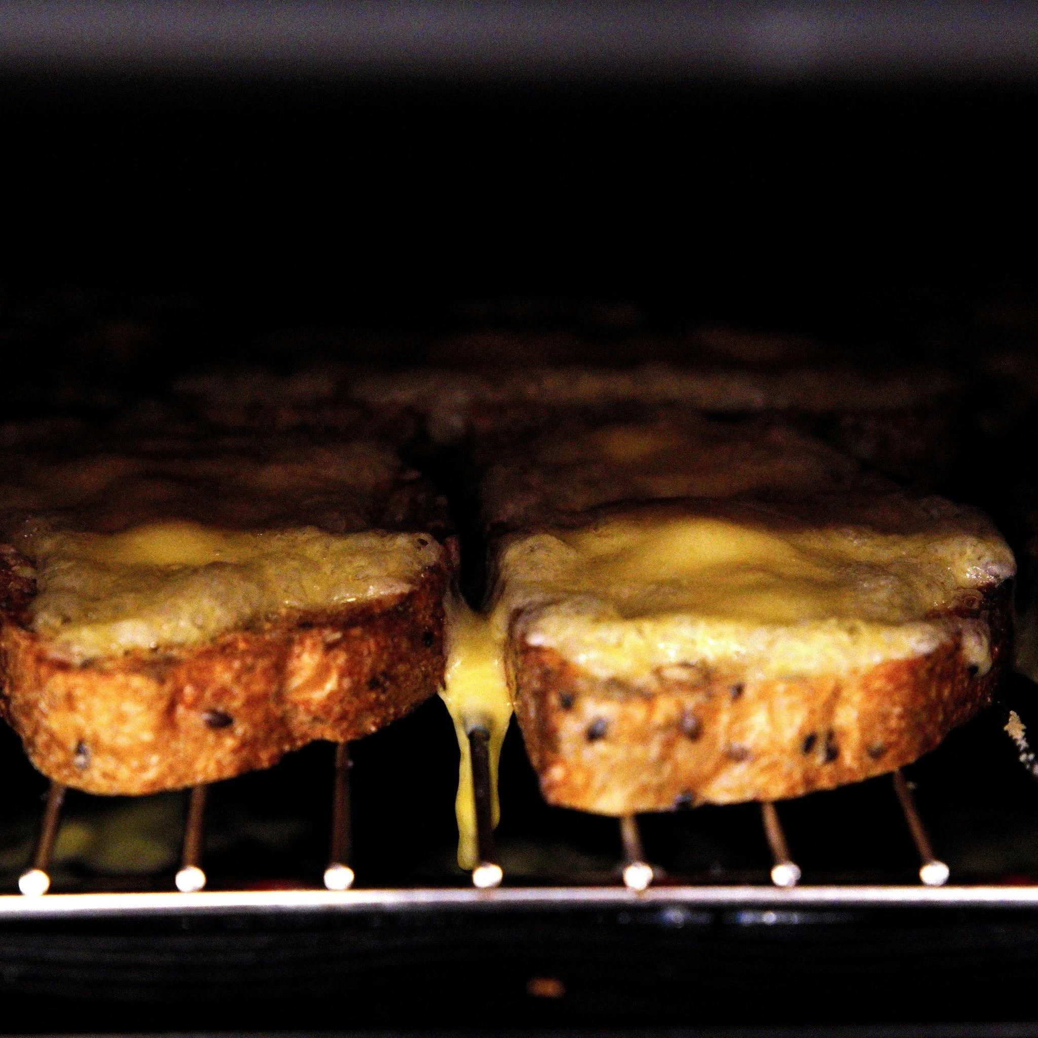 Need to feed the neighbourhood after school? Best upgrade your cheese toasties then! 🧀🔥
A classic Kiwi snack, upgraded without the price tag