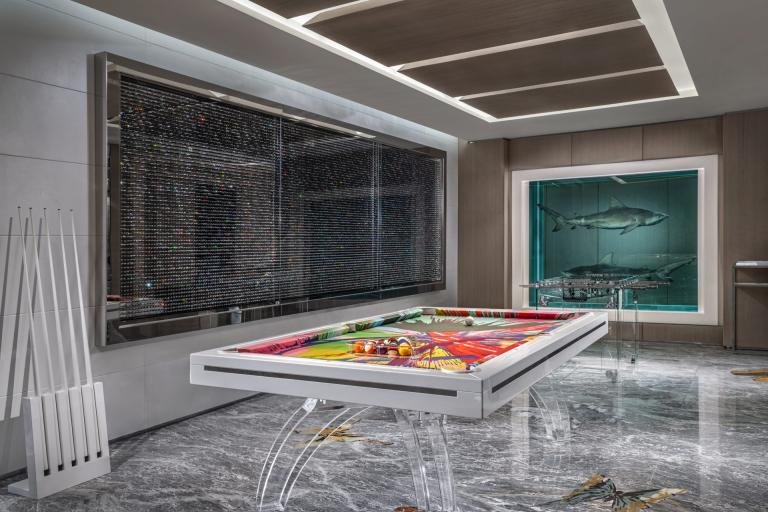 Palms_DamienHirst_GameRoom2_v6.jpg