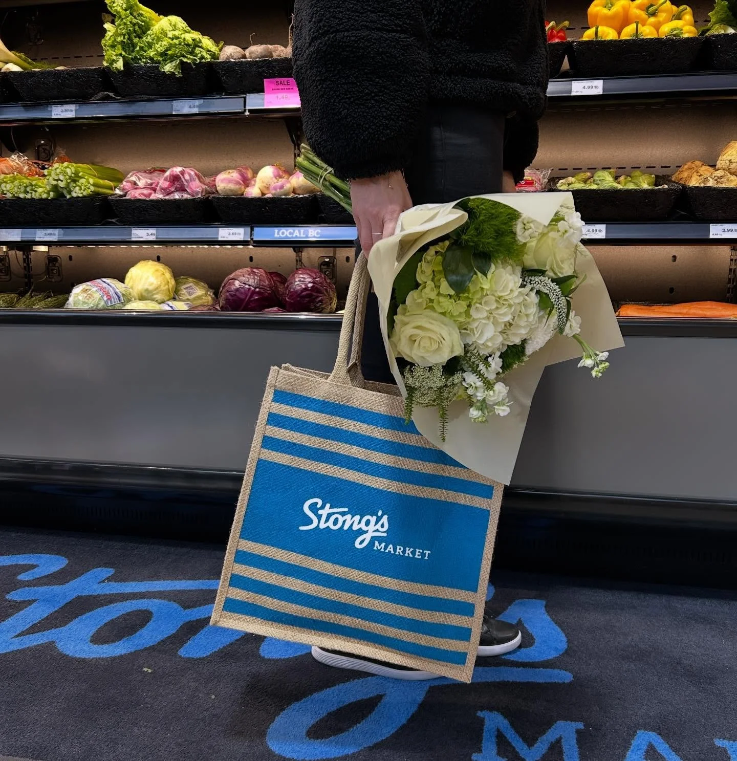 The new Stong&rsquo;s Market jute bag.  Take it everywhere from grocery shopping to errands. 

Available now. 

#stongsmarket #jutebag #takeiteverywhere