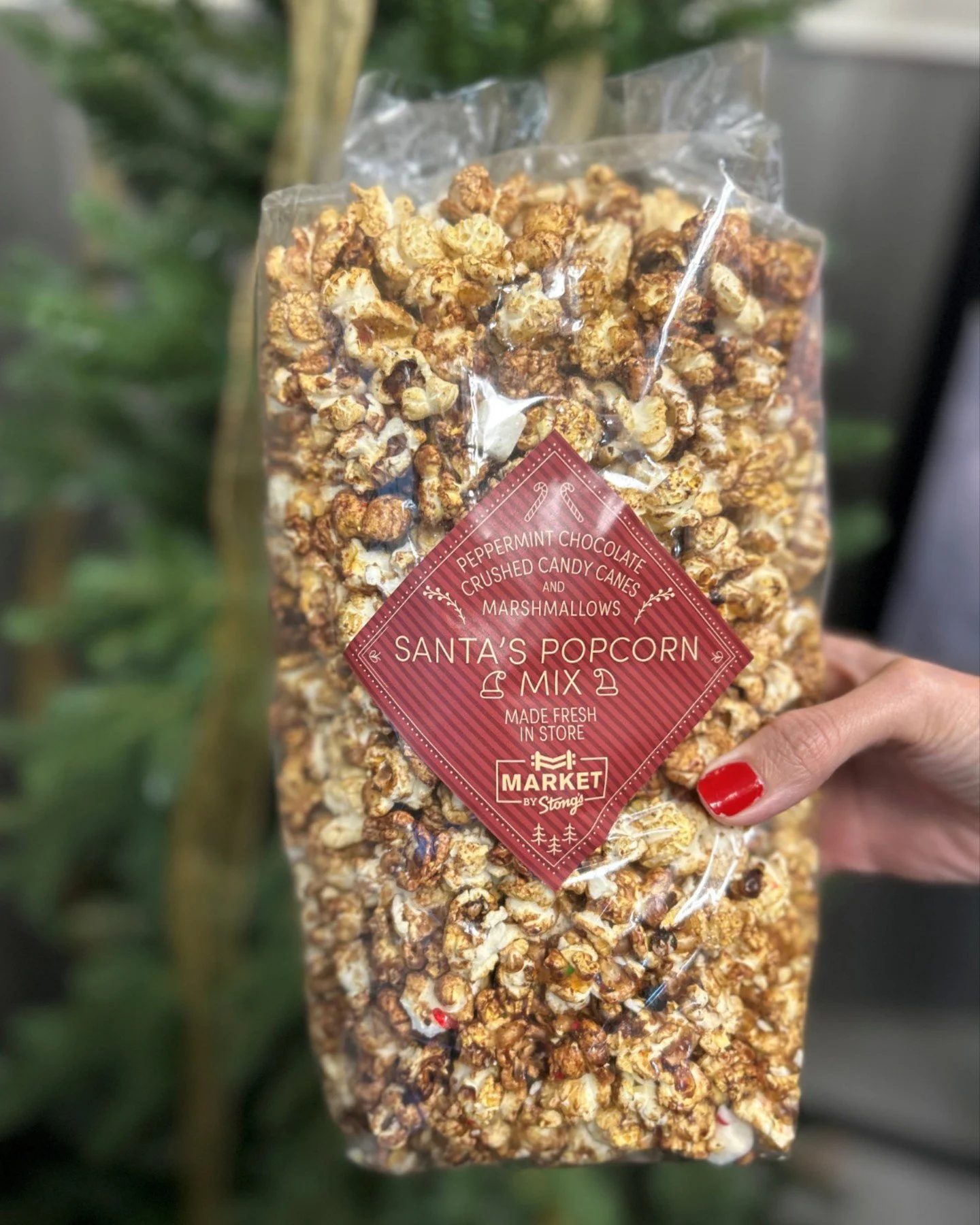 Here are our Top 5 foodie gifts that you can find at Stong&rsquo;s!

Santa&rsquo;s Popcorn Mix with peppermint chocolate, crushed candy canes and marshmallows.  Made fresh in store!
Stollen by Bad Dog Bread
Dry Goods non-alcoholic beer
Bartlett Pear 