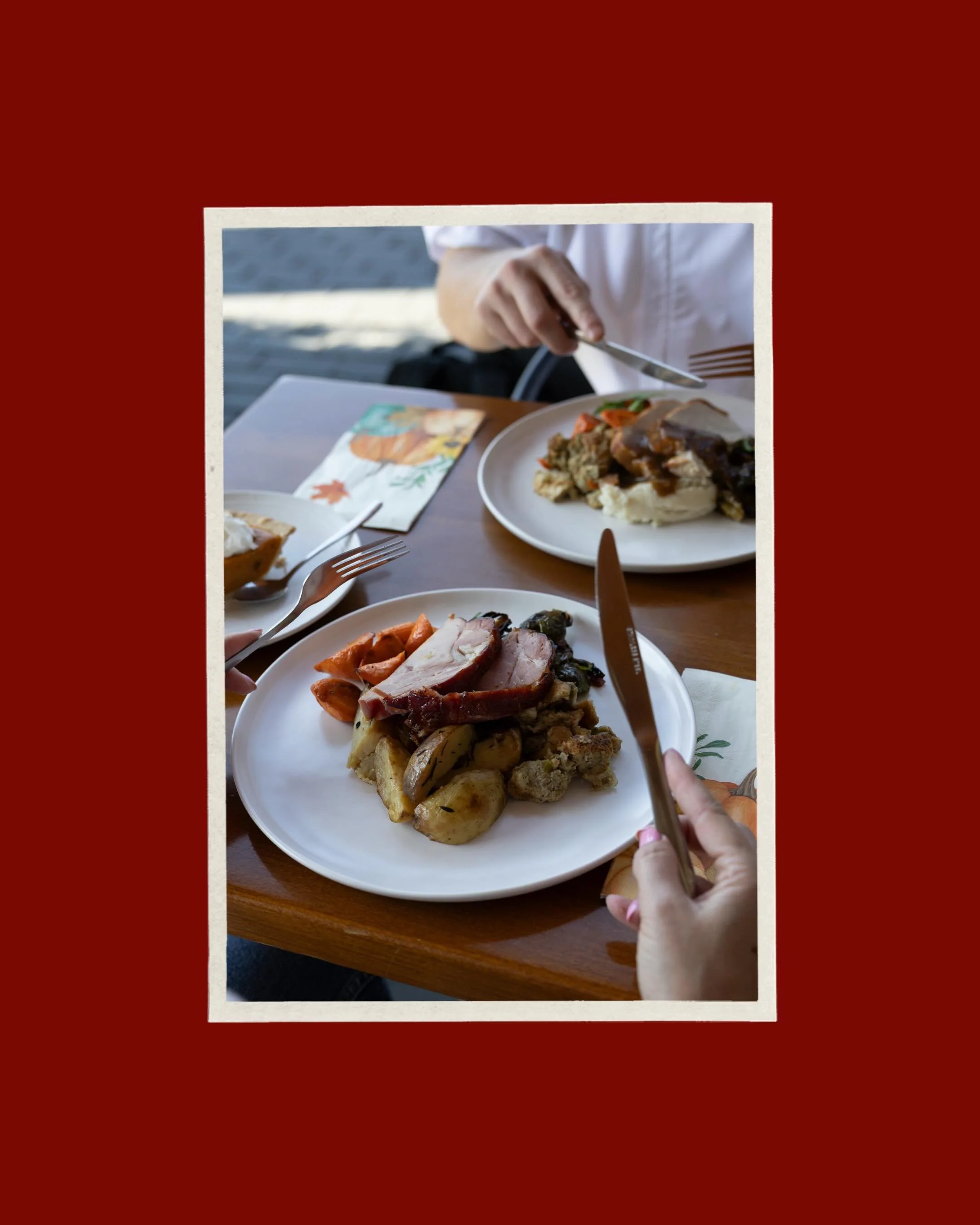 🍂 Thanksgiving Dinner, Made Easy 🍂
&nbsp;
Leave the cooking to us and spend more time around the table with the people you love.
&nbsp;
Our Chef Prepared Thanksgiving Dinners are now available for pre-order, featuring your choice of Maple Mustard H