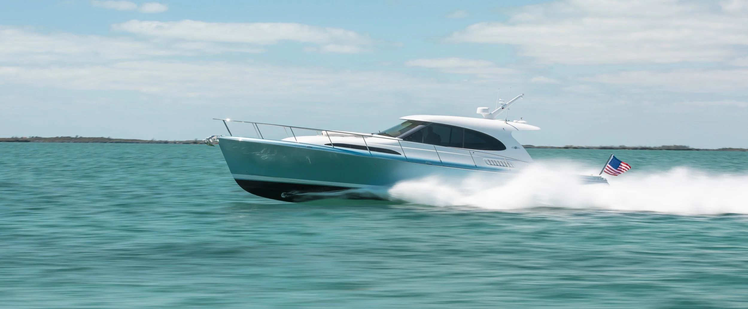 The Palm Beach GT60 running.