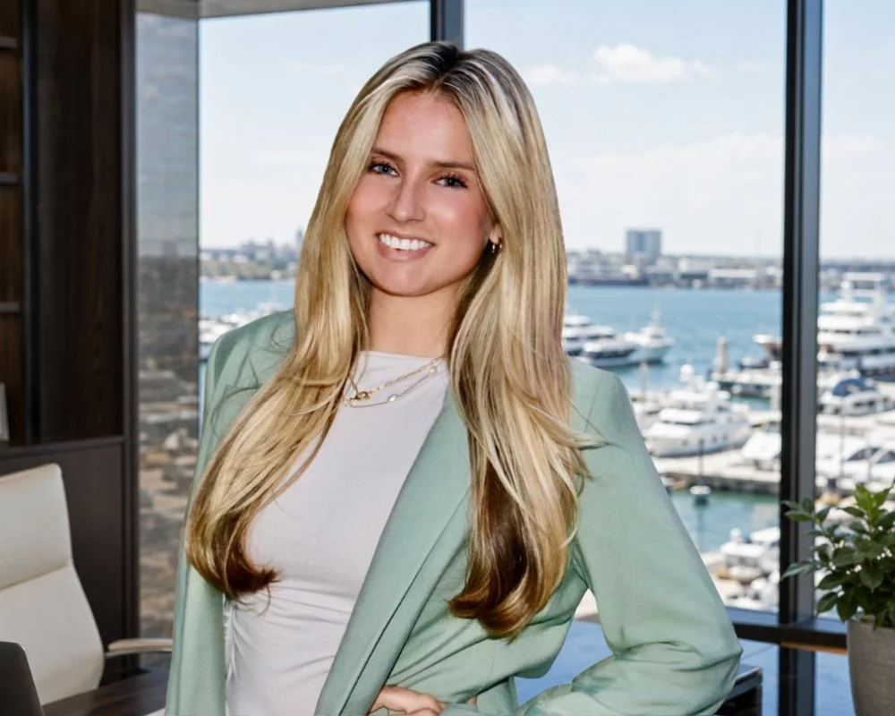 Lauren McLane's professional headshot