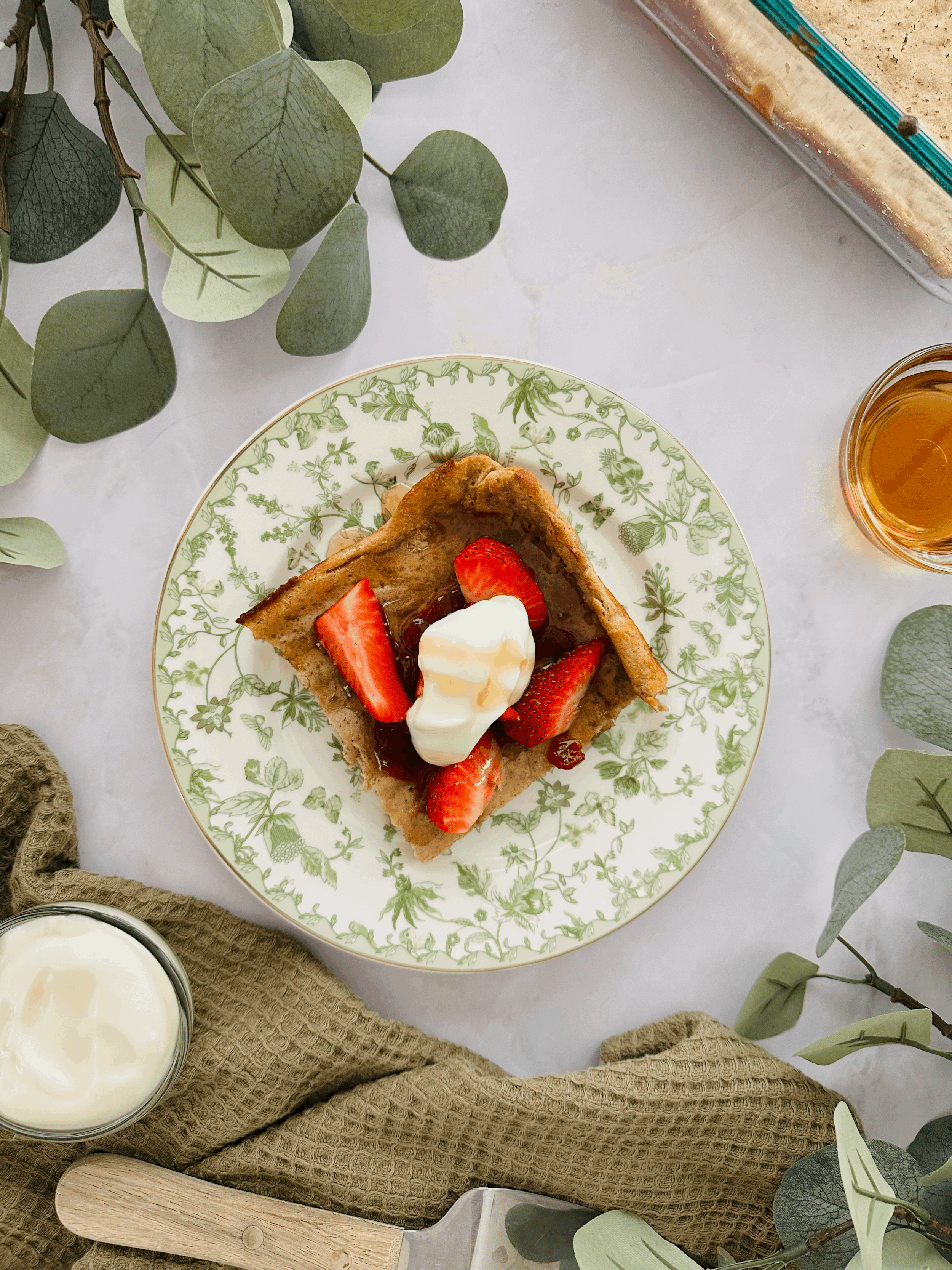 Strawberry Wheat German Pancakes (Easy Dutch Baby Recipe)