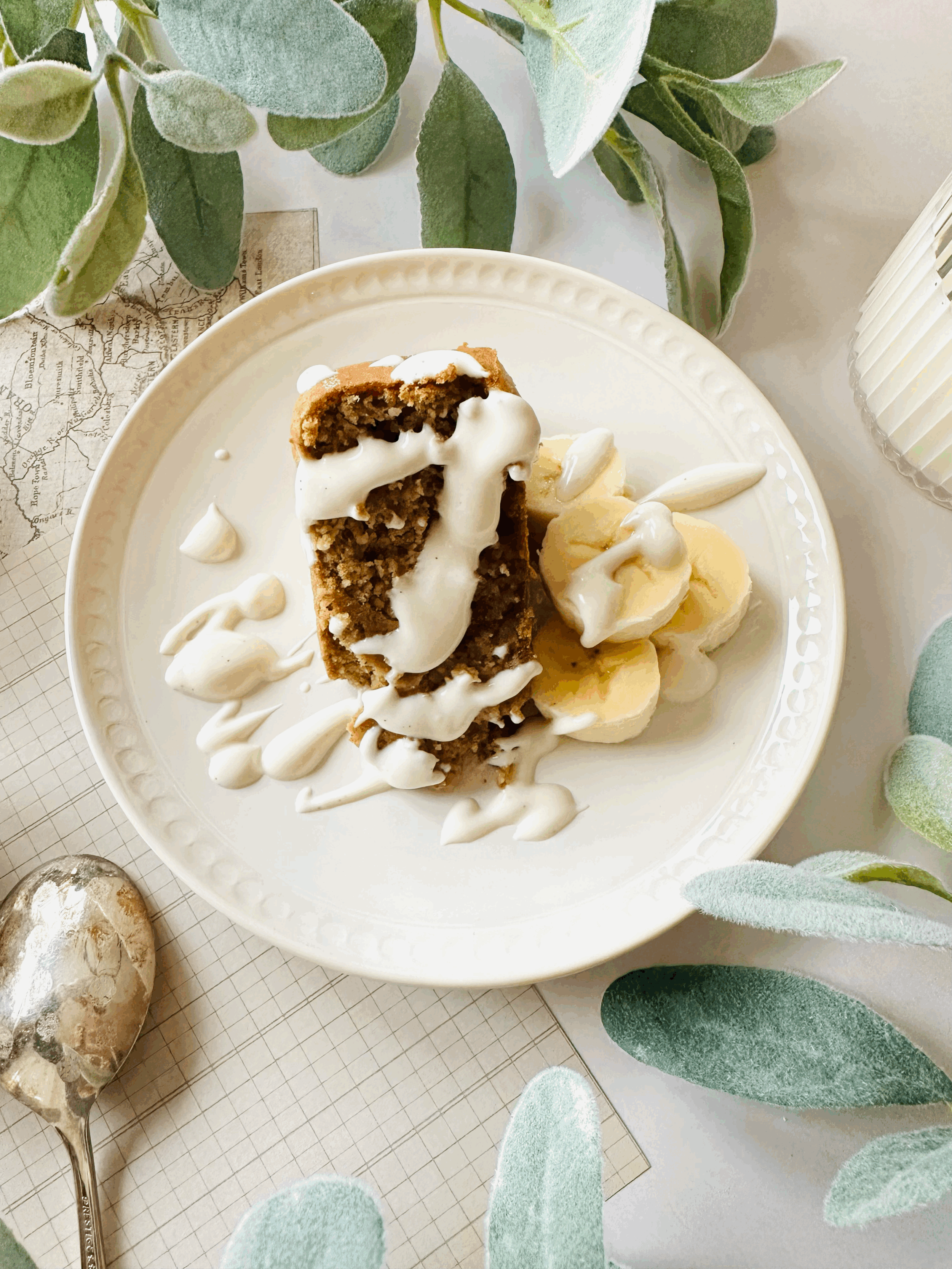 Cinnamon Roll Blended Baked Oatmeal Breakfast Cake