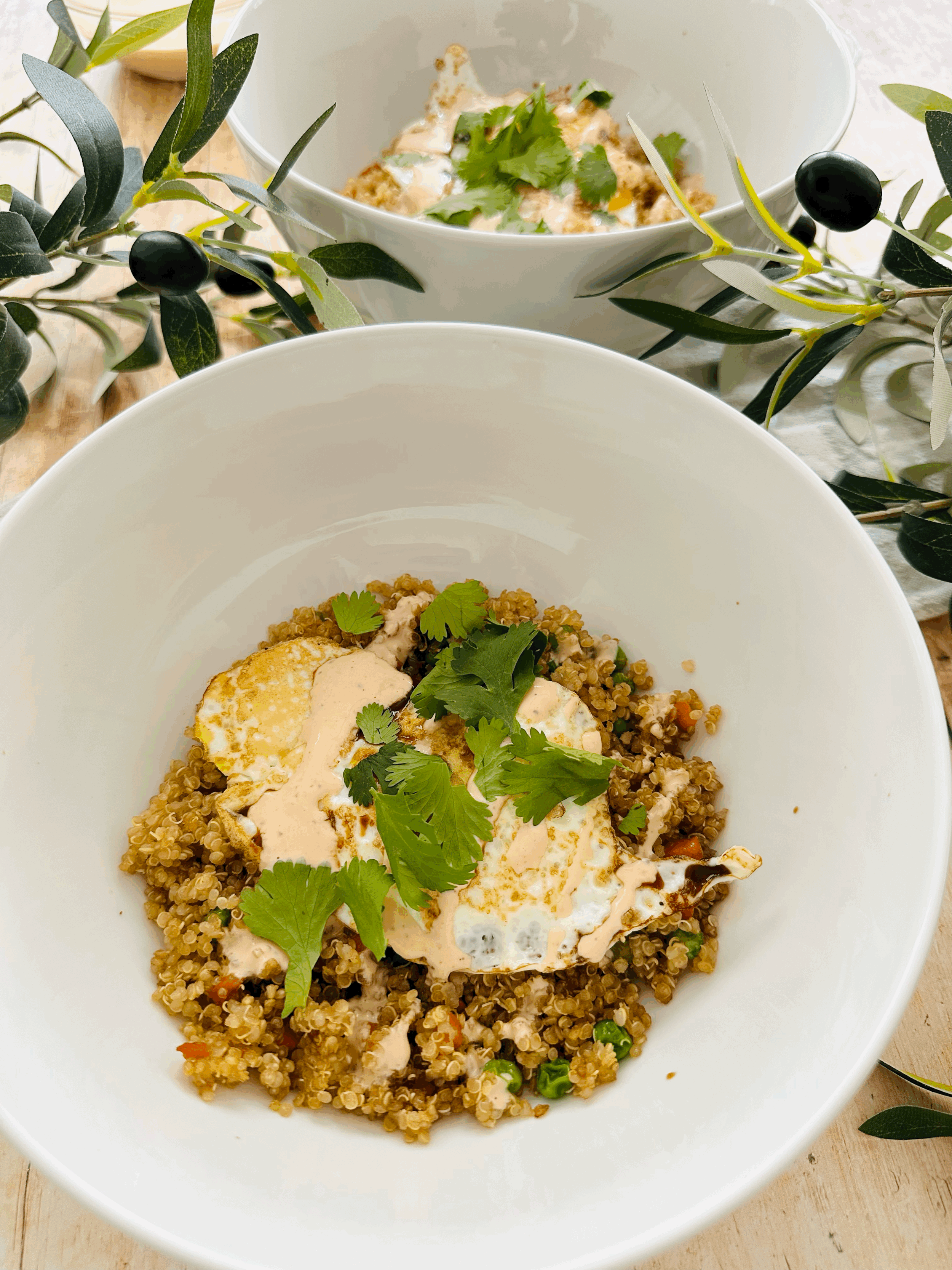 “Fried” Quinoa Breakfast Bowl