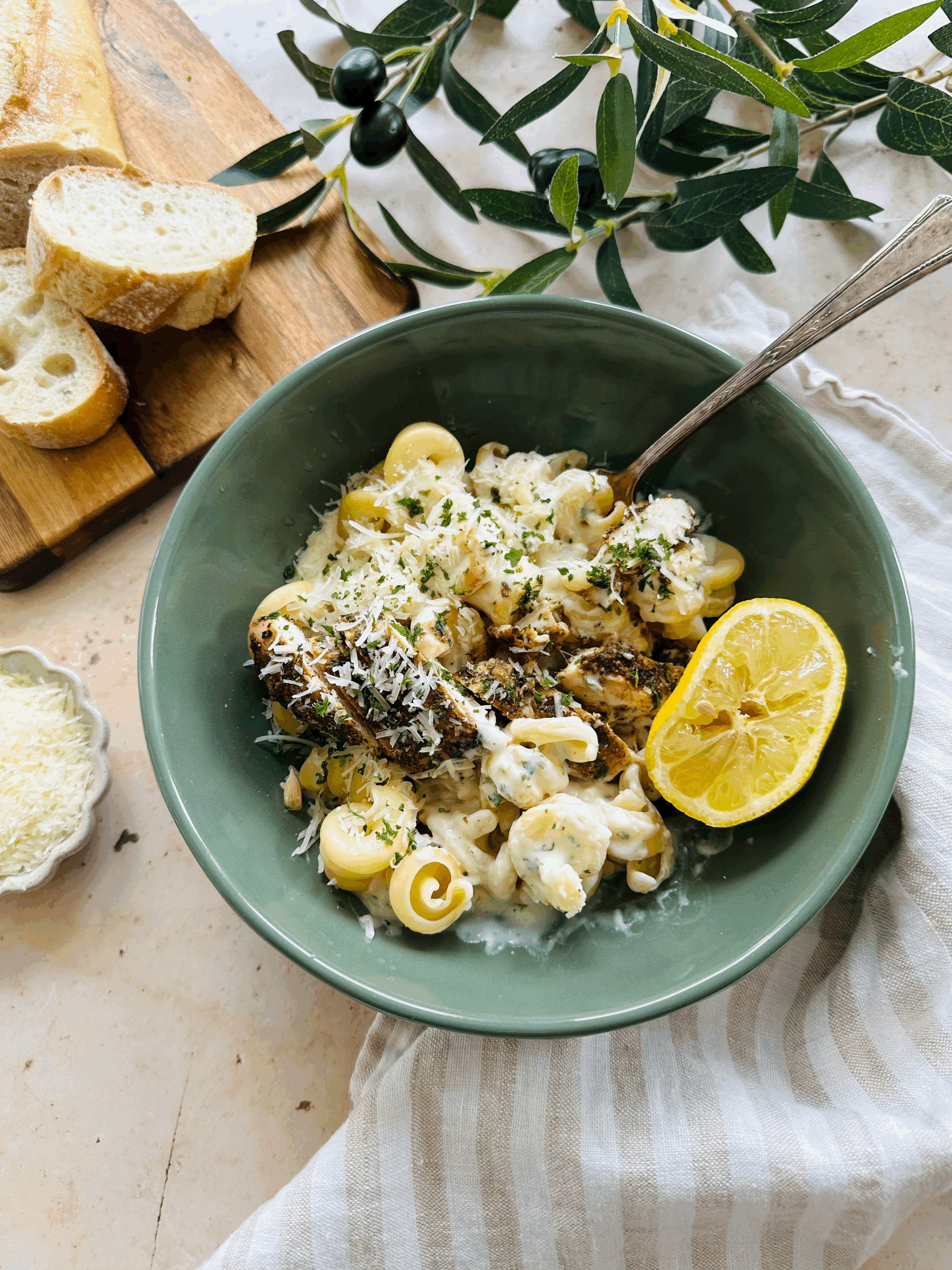 Creamy Garlic Chicken Pasta
