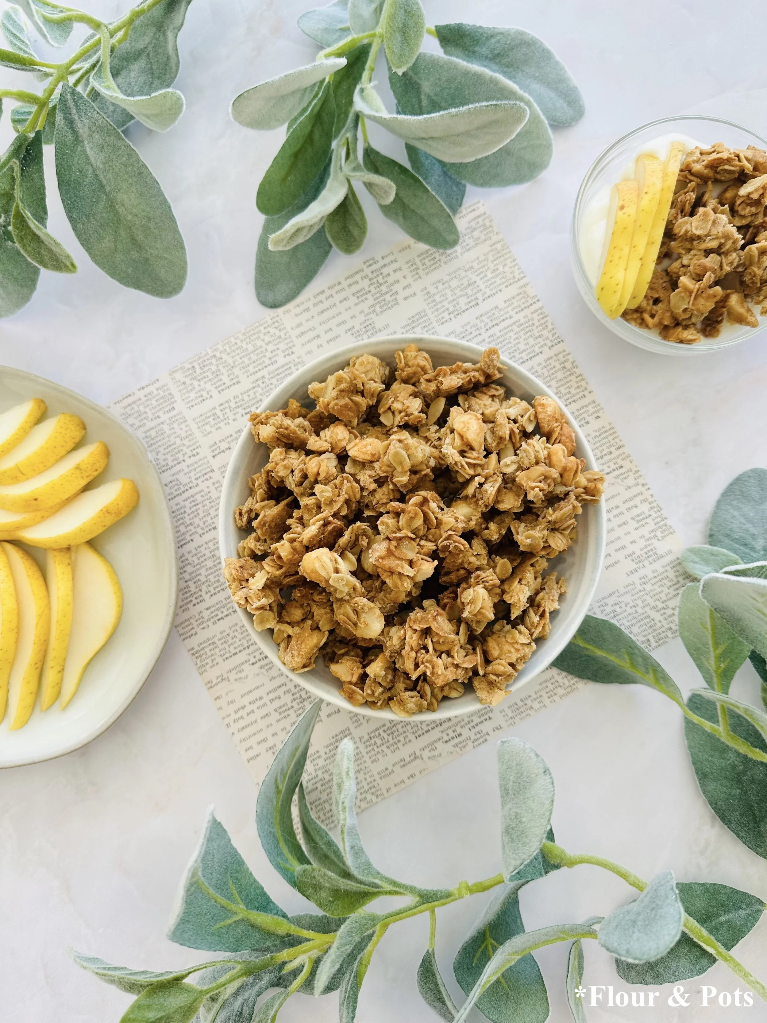 Cinnamon Macadamia Granola Clusters